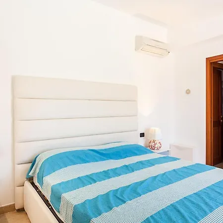 Isabella * Porto San Paolo (Sardinia)